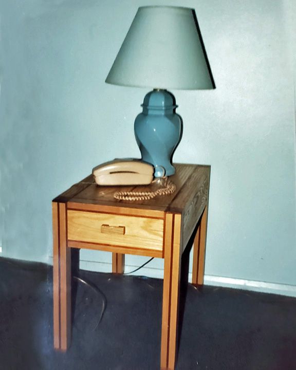 1985 bedside table